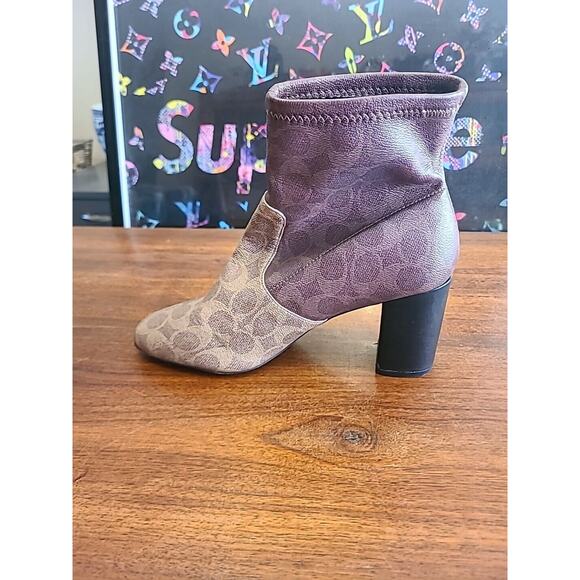 Coach Margot Coated Canvas Heels Bootie Tan Two Tone Size 8b - Picture 9 of 13